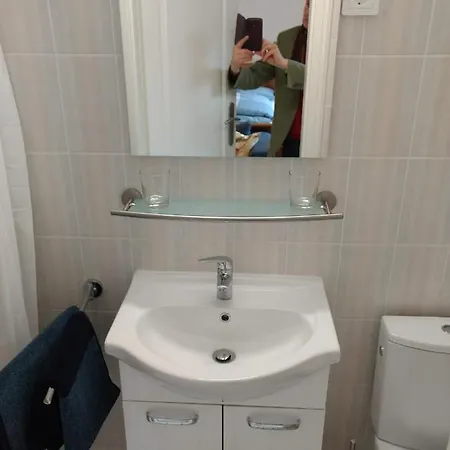 شقة Ruhiges, Gemuetliches Mit Bad Fuer 2 Personen, Mit Gartenterasse *